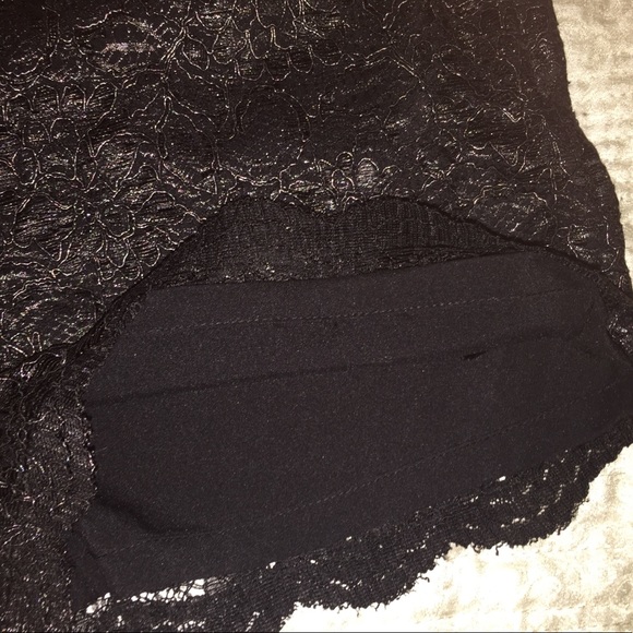 GUESS Dress Shorts 2 - Picture 4 of 7